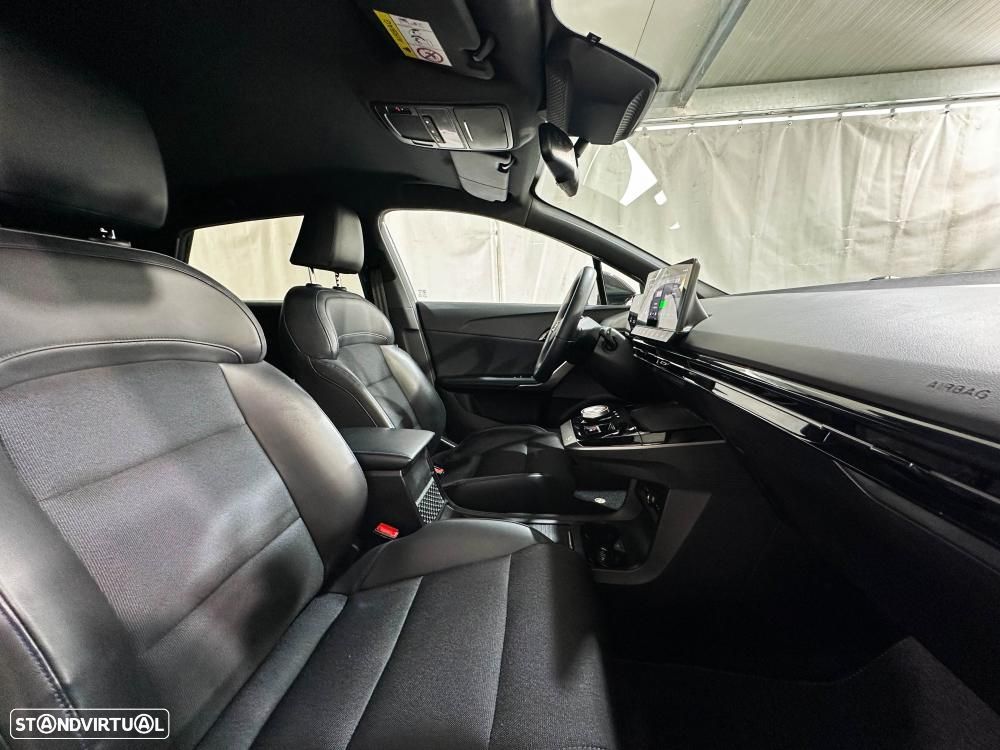 MG MG4 77 kWh Extended Range Luxury - 30