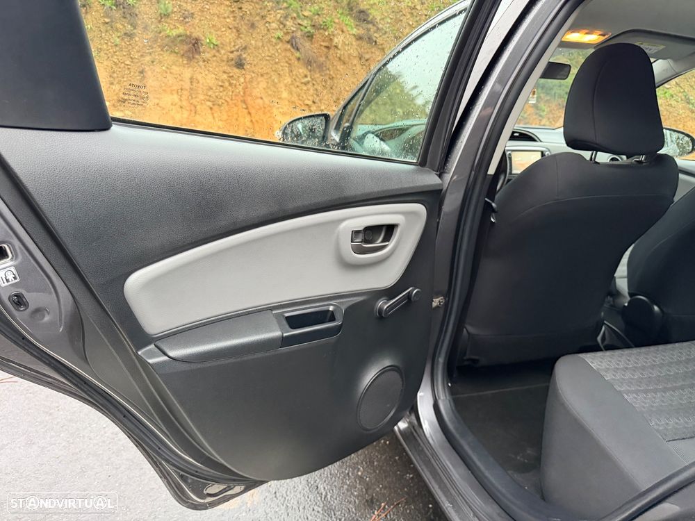 Toyota Yaris 1.0 VVT-i Comfort - 51