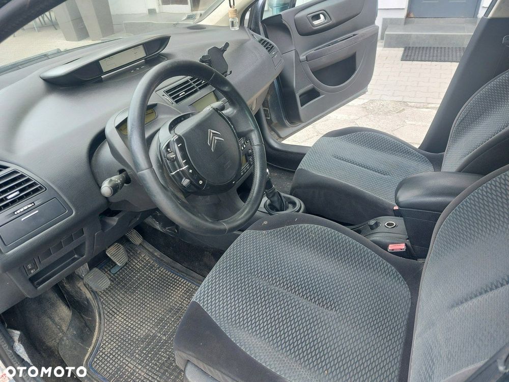 Citroën C4 - 10