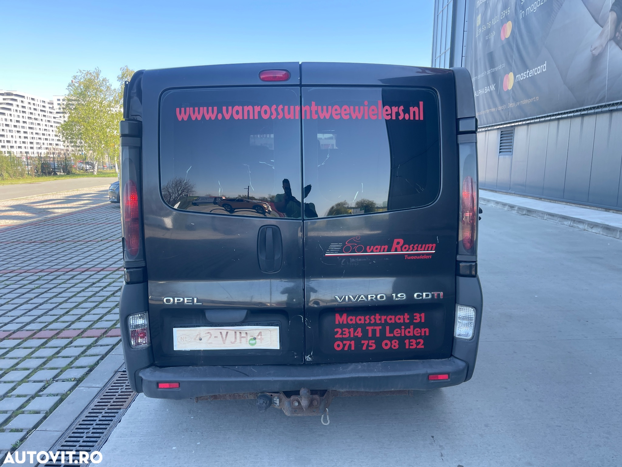 Opel Vivaro - 12