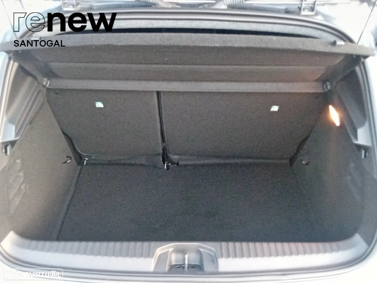 Renault Clio 1.0 TCe Techno Bi-Fuel - 9