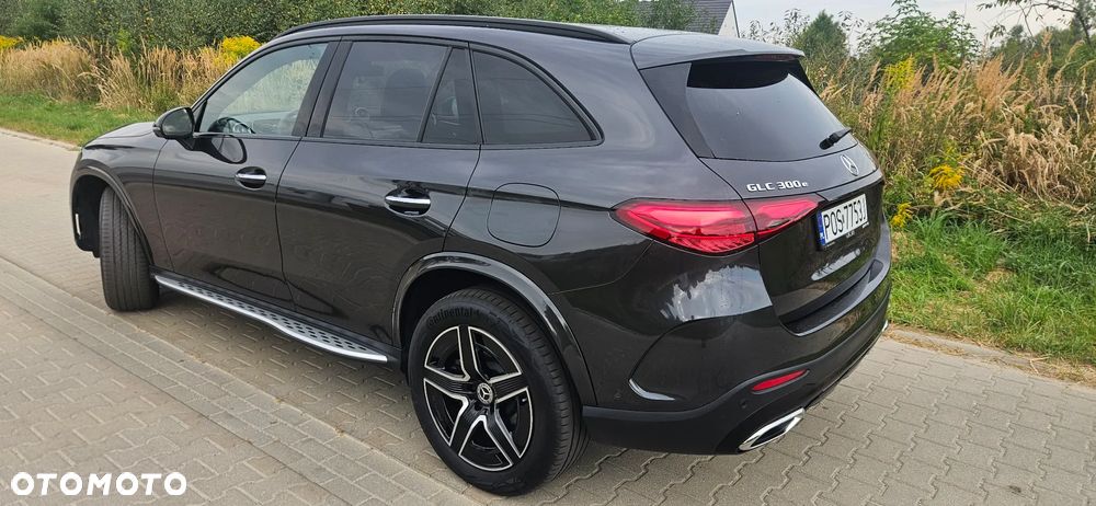 Mercedes-Benz GLC 300 e 4Matic 9G-TRONIC Edition AMG Line - 4