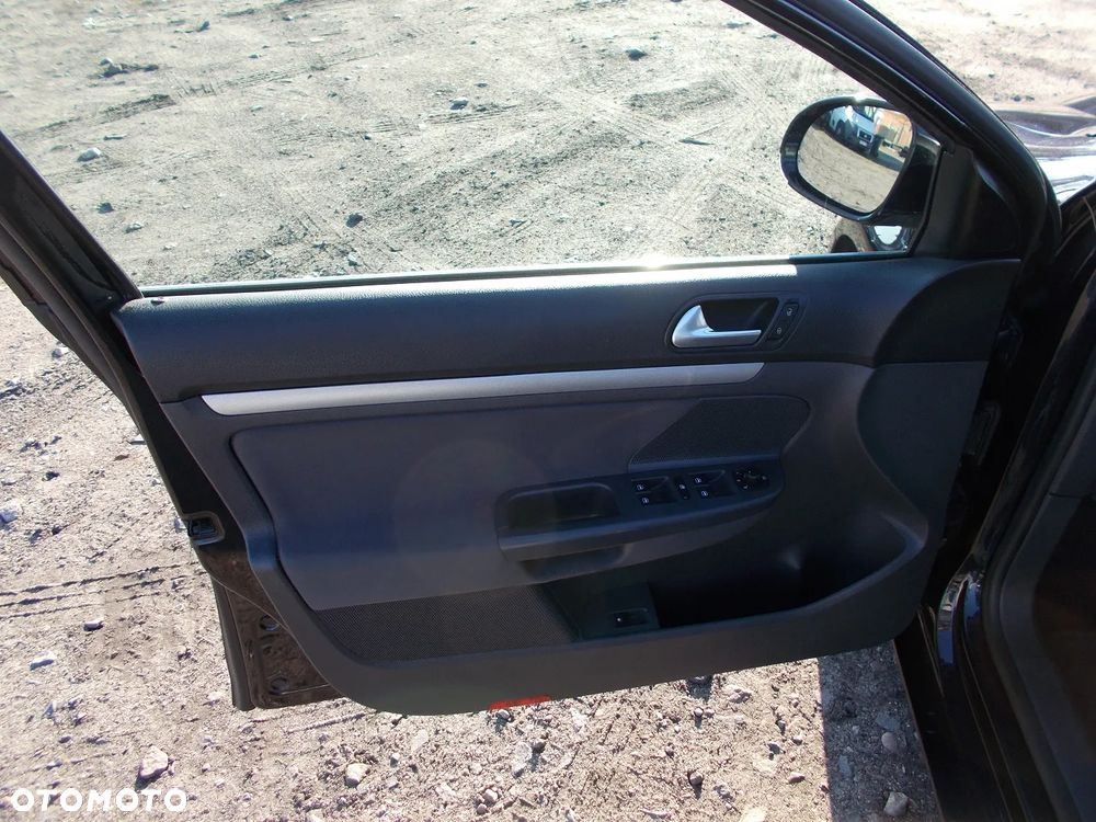 Volkswagen Jetta 1.4 TSI Comfortline - 24