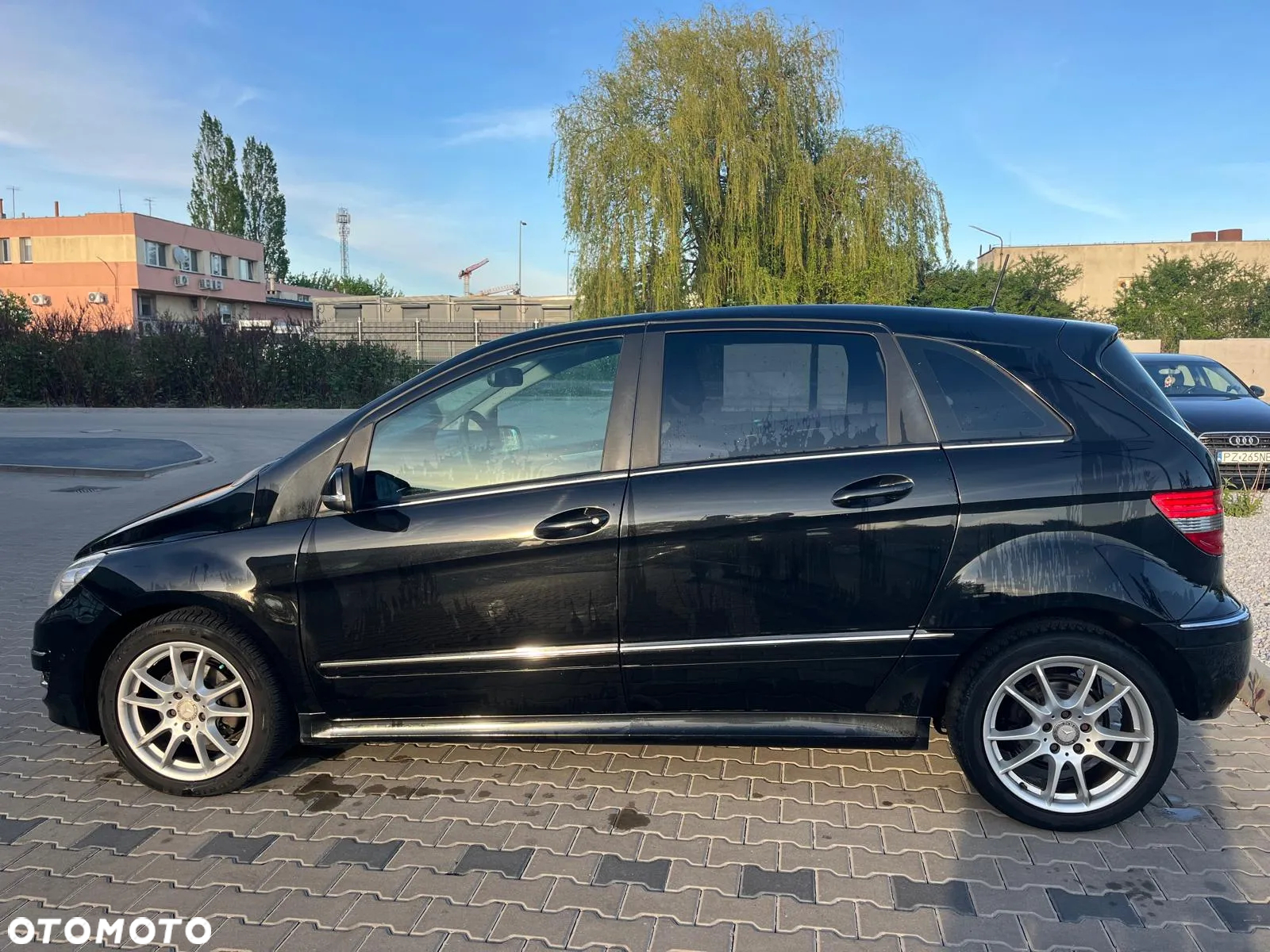Mercedes-Benz Klasa B 180 CDI - 10