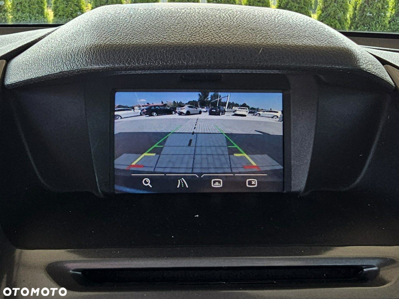 Ford Tourneo Connect Grand - 20