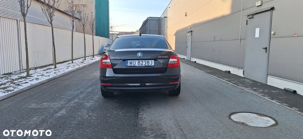 Skoda Octavia 2.0 TDI SCR Style DSG - 7