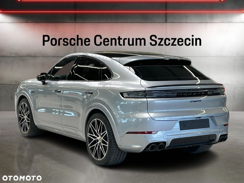 Porsche Cayenne E-Hybrid PHEV - 3