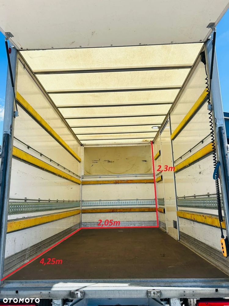 Volkswagen Crafter - 24