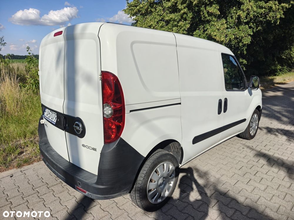 Opel COMBO - 3