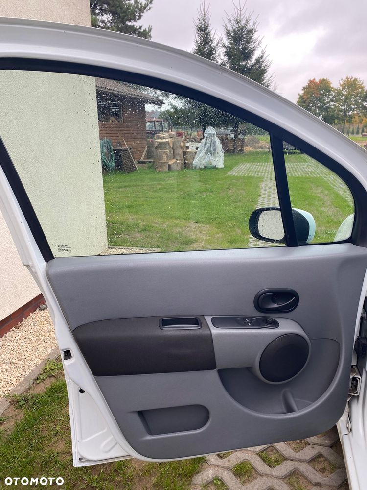 Renault Modus - 9
