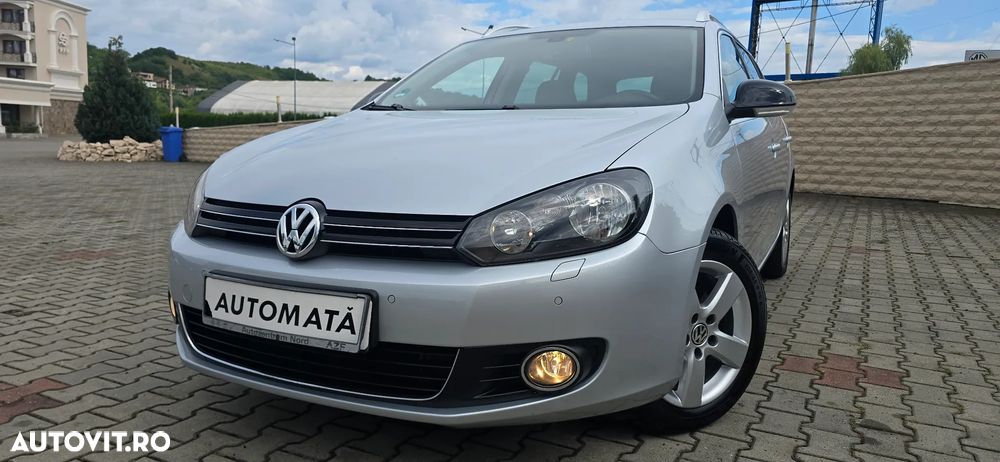 VOLKSWAGEN Golf 2012