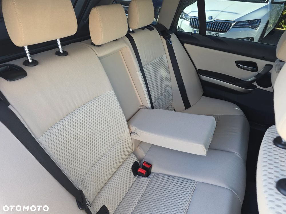 BMW Seria 3 - 15