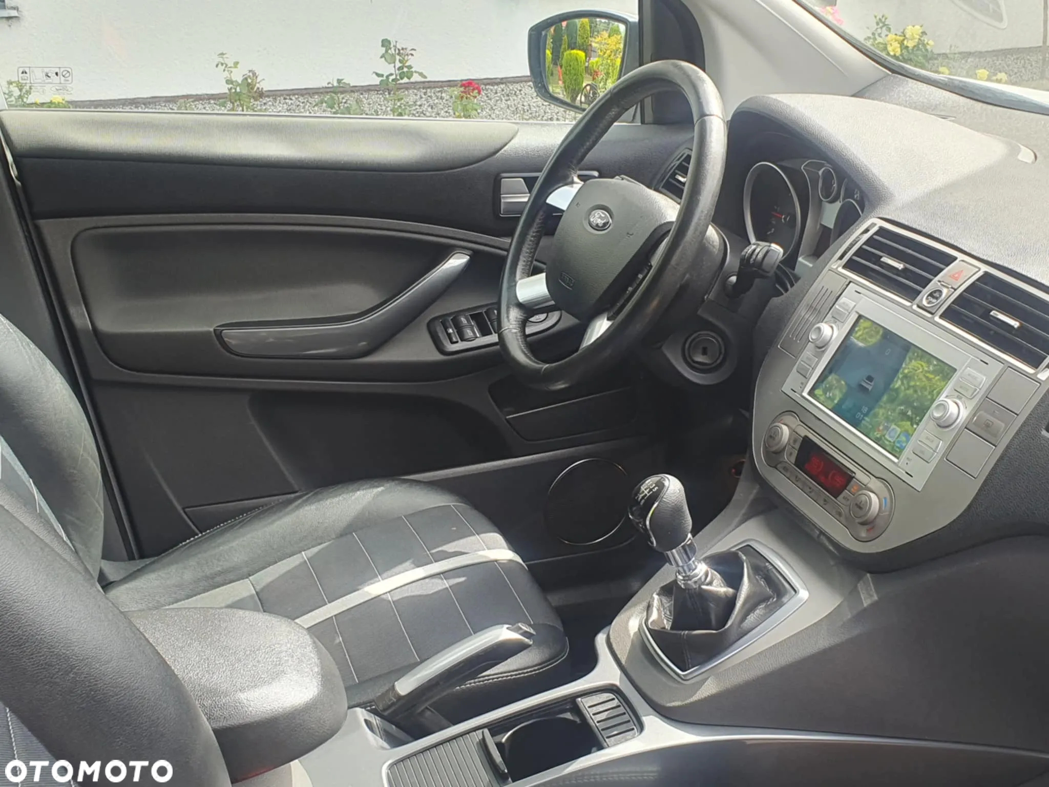 Ford Kuga 2.0 TDCi Titanium - 4