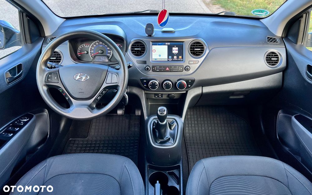 Hyundai i10 1.0 YES Silver - 11