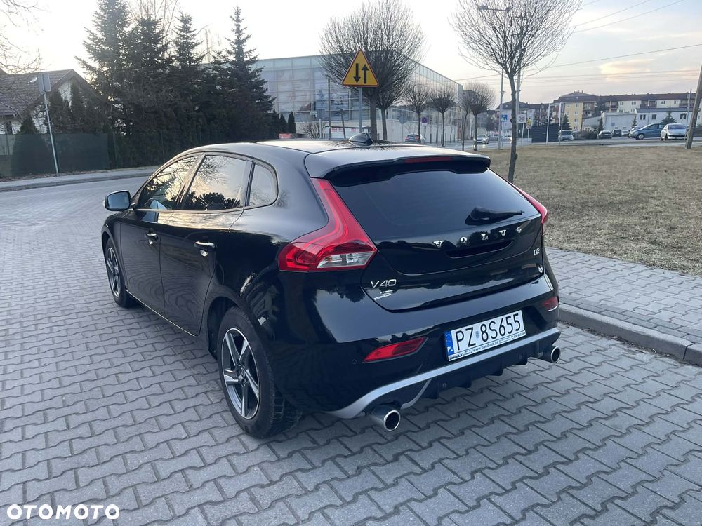 Volvo V40 D2 Momentum - 7