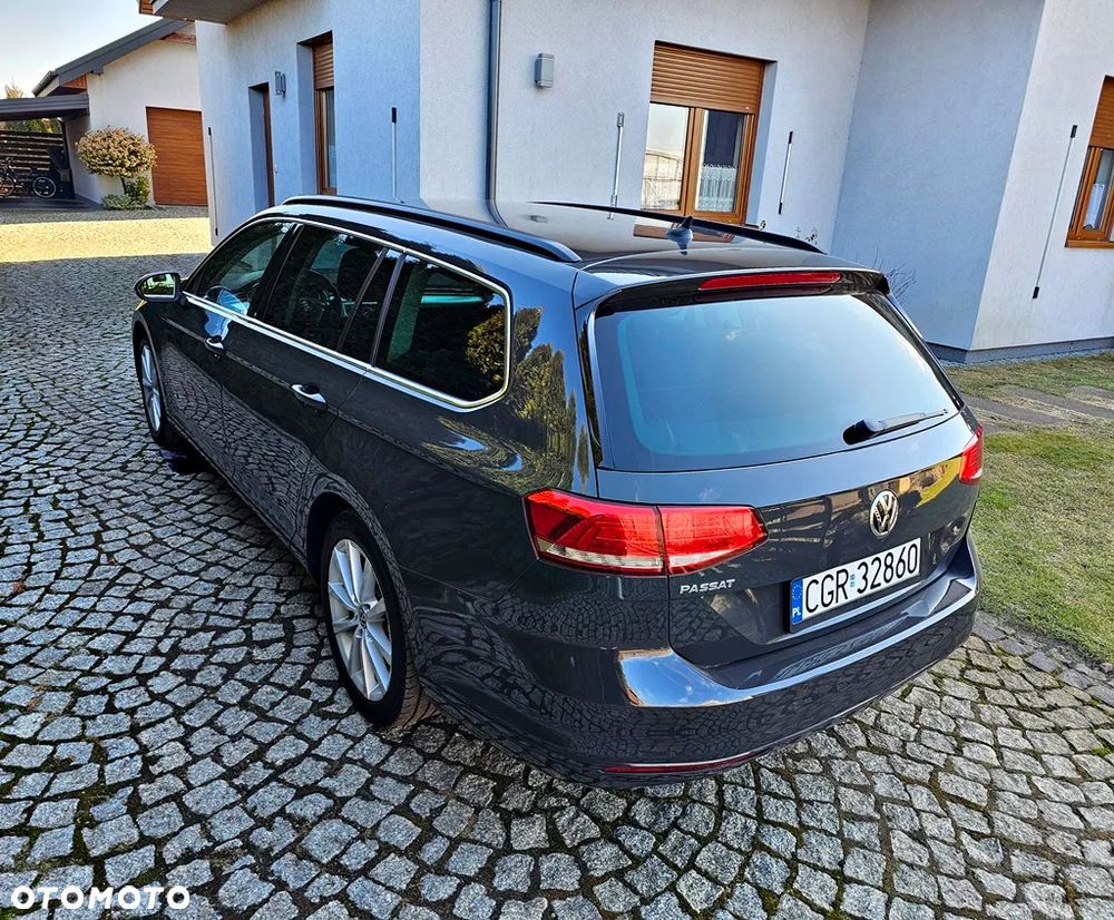 Volkswagen Passat - 27