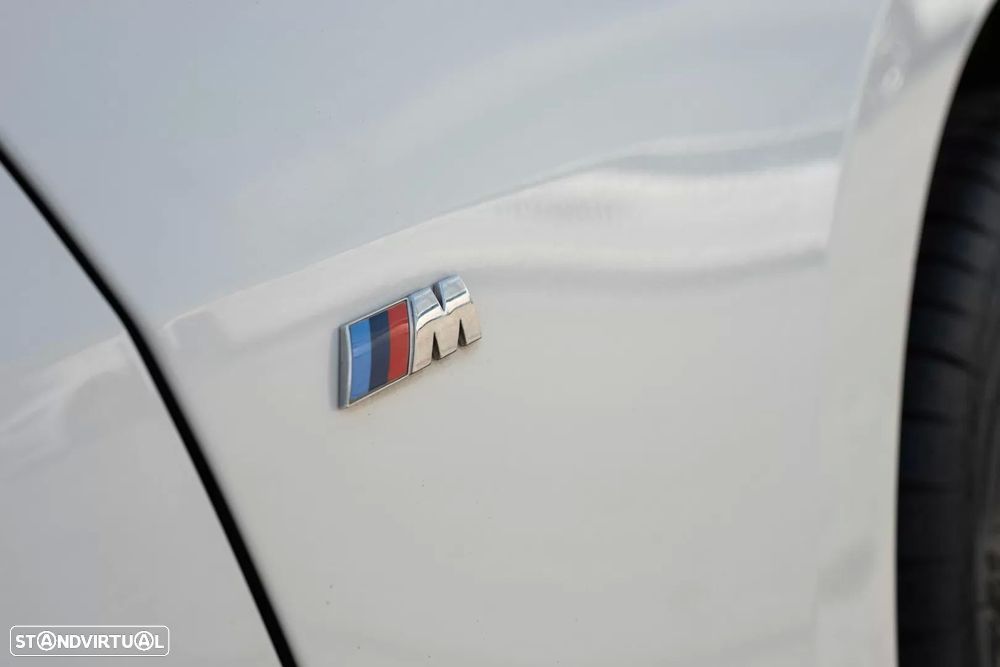 BMW 116 d Pack Desportivo M Auto - 5