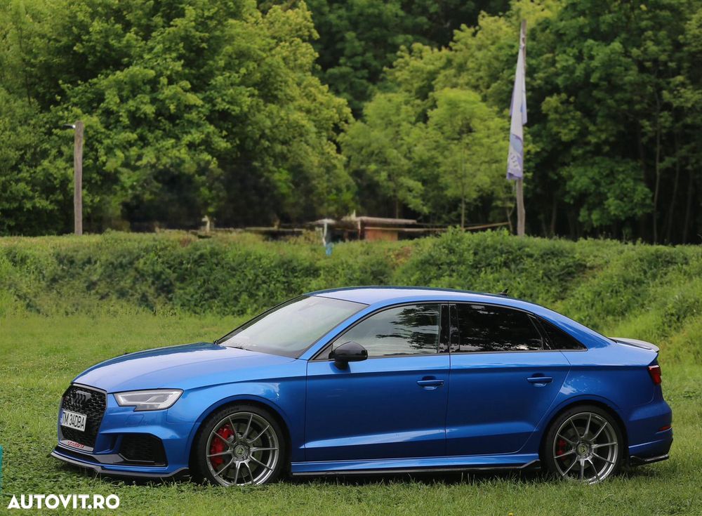 Audi RS3 TFSI quattro S tronic - 3