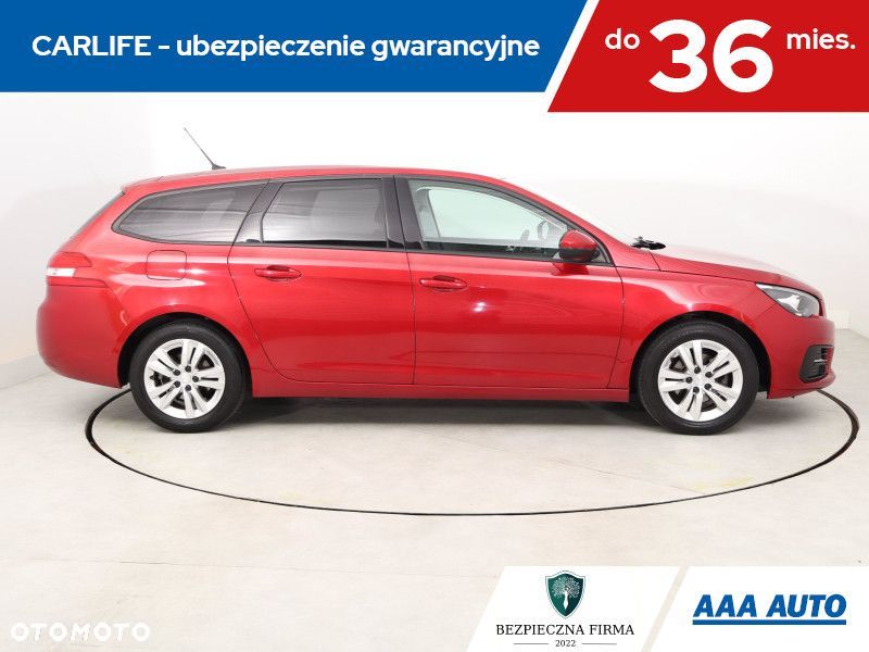 Peugeot 308 - 8