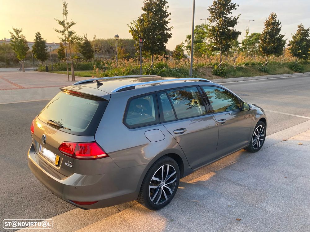 VW Golf Variant - 4