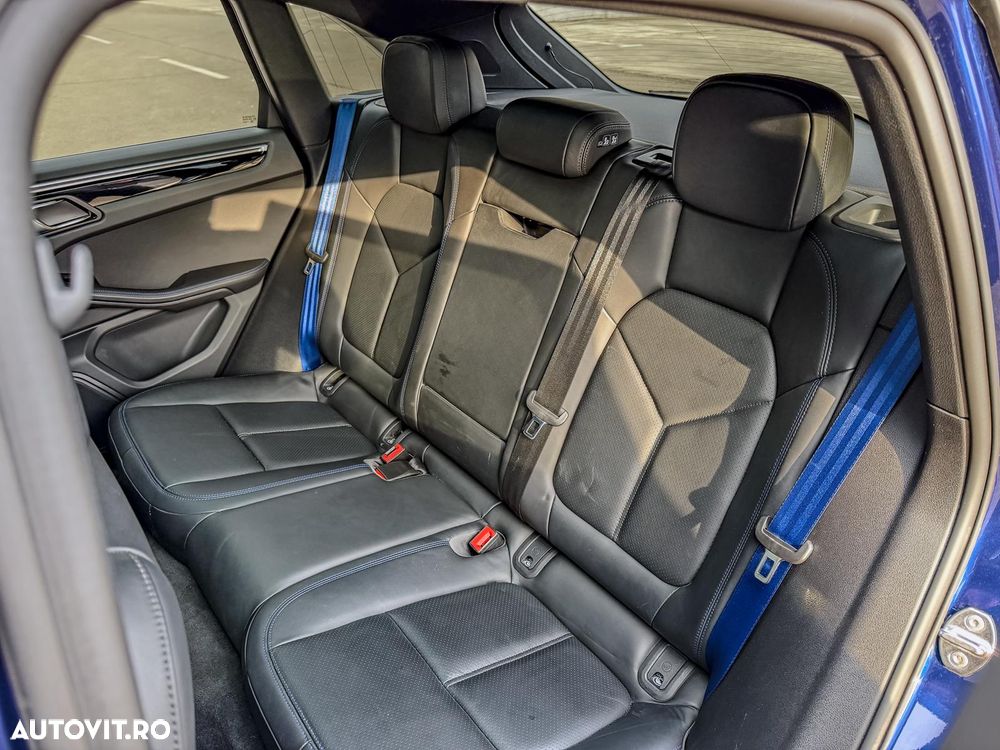 Porsche Macan T PDK - 32