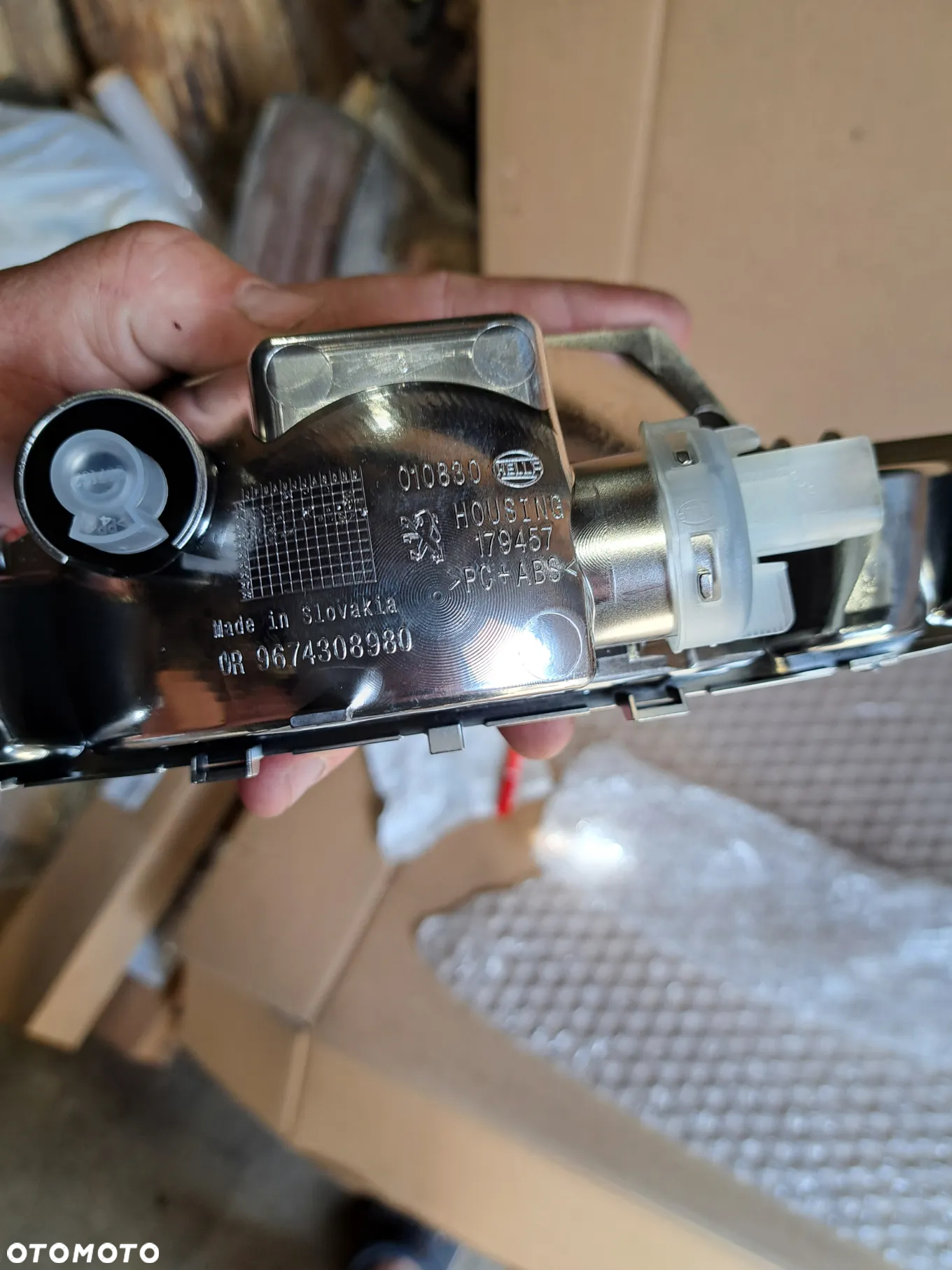lampa przeciwmgielna tylna tył Opel Corsa F Mokka B II Peugeot 208 II Citroën C4 III C41 9674308980 - 5