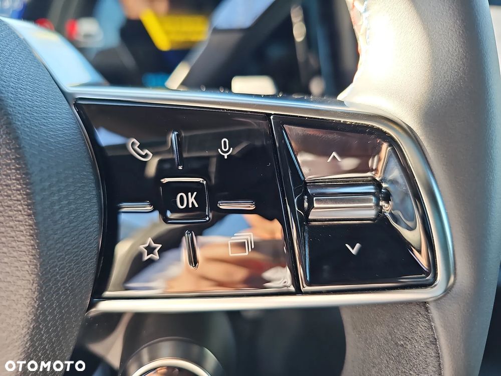 Renault Austral 1.2 E-Tech Full Hybrid 200 Iconic esprit Alpine MMT - 16