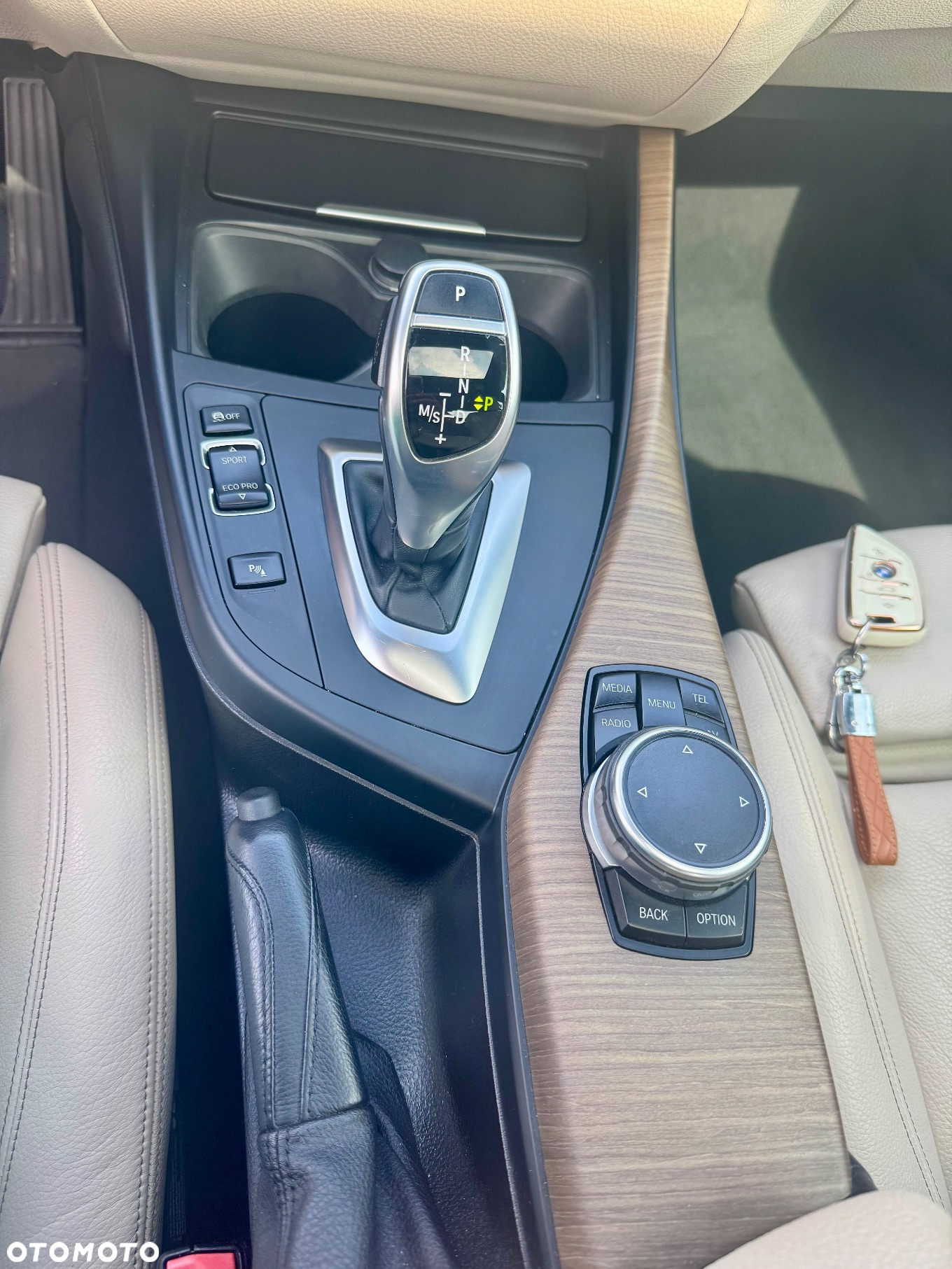BMW Seria 2 228i Luxury Line sport - 13