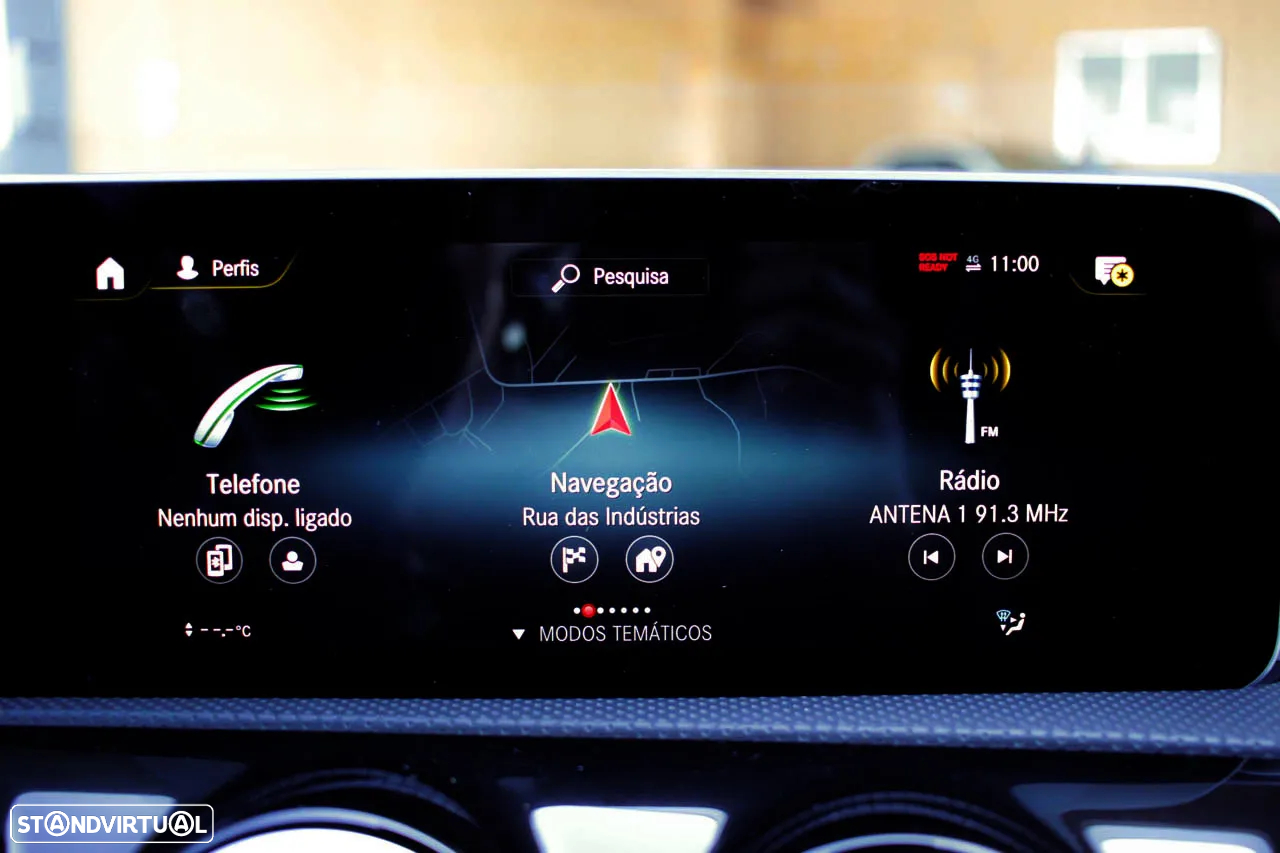 Mercedes-Benz CLA 200 Shooting Brake AMG Line - 25