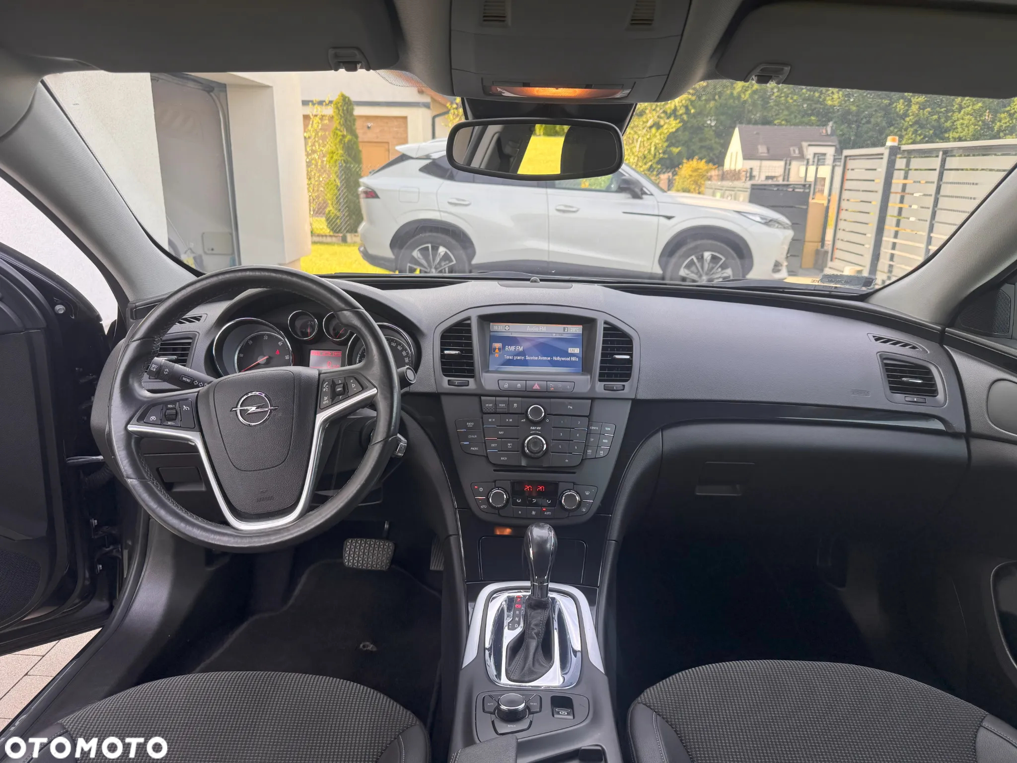 Opel Insignia - 10