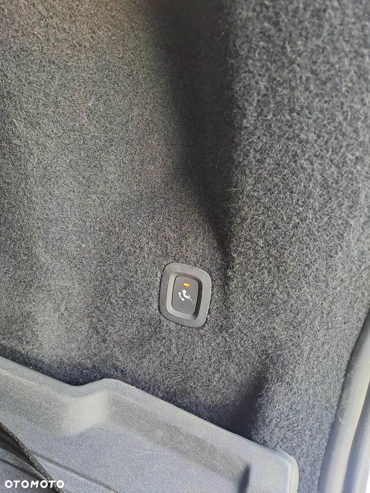 Volvo XC 60 T4 Geartronic RDesign - 16