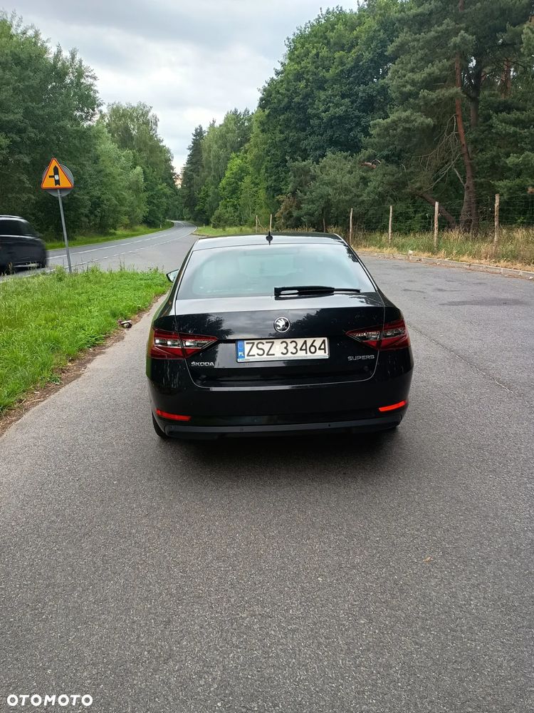 Skoda Superb 2.0 TDI Ambition - 3