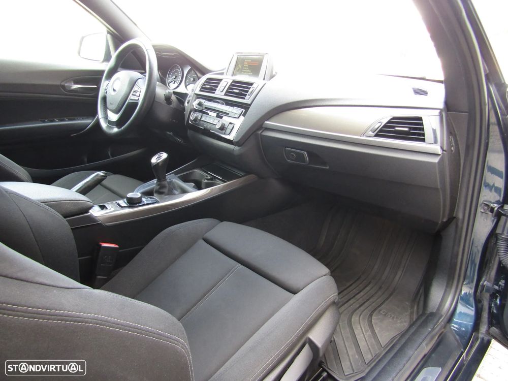 BMW 218 d Cabrio Line Sport - 19
