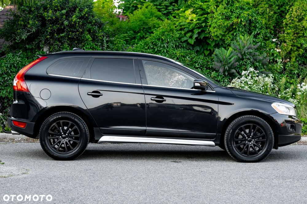 Volvo XC 60 T6 AWD Momentum - 9
