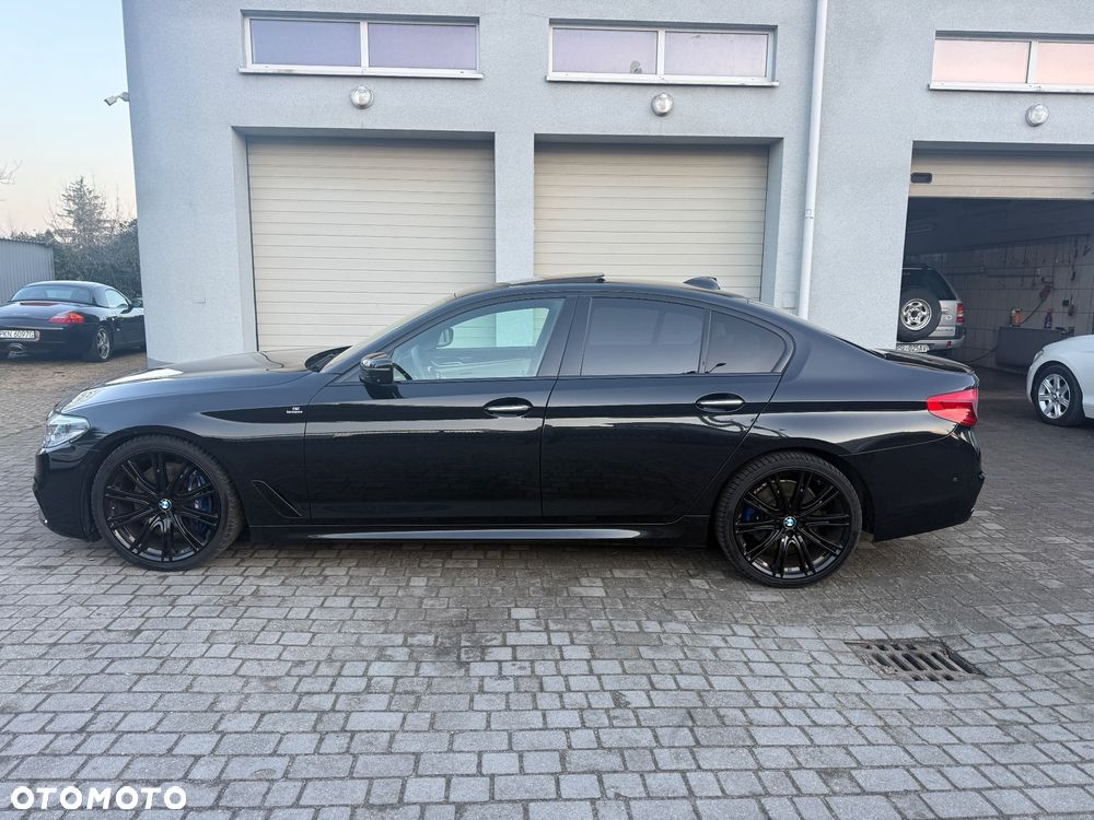 BMW Seria 5 M550i xDrive - 5