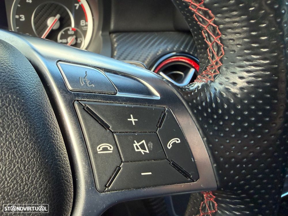 Mercedes-Benz A 45 AMG 4-Matic - 27