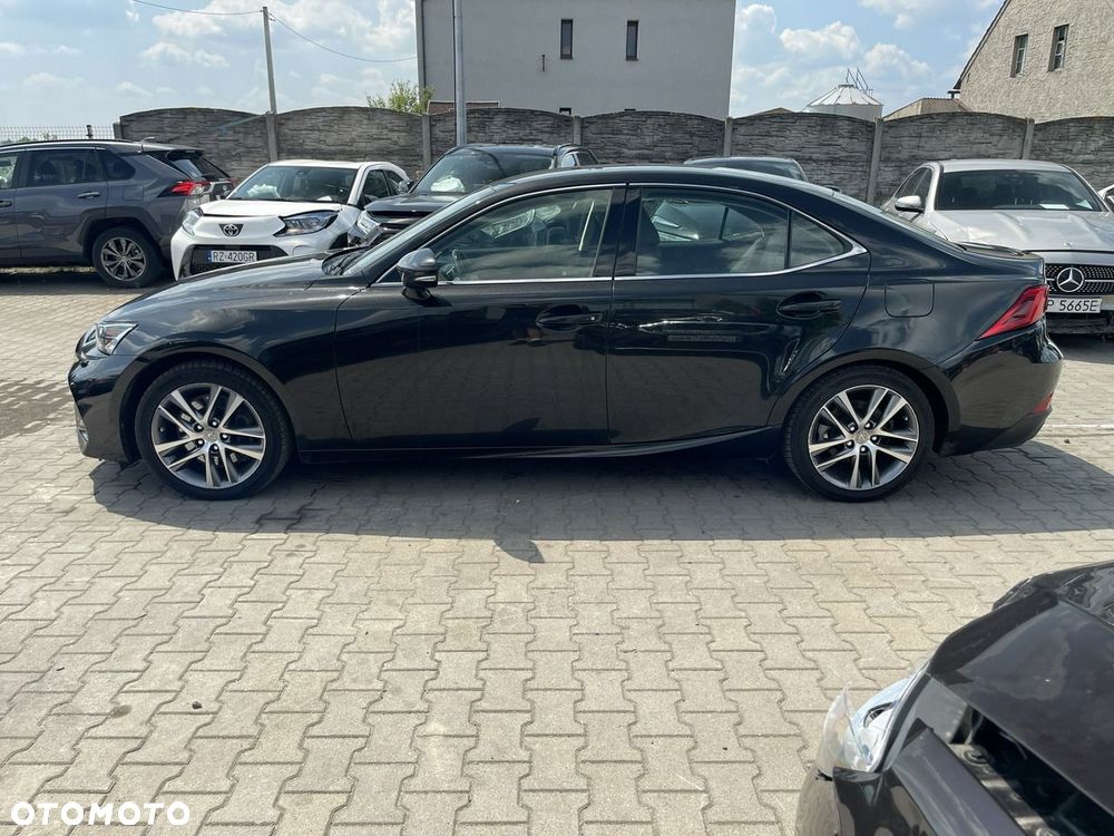 Lexus IS 200t / 300 Elegance - 3