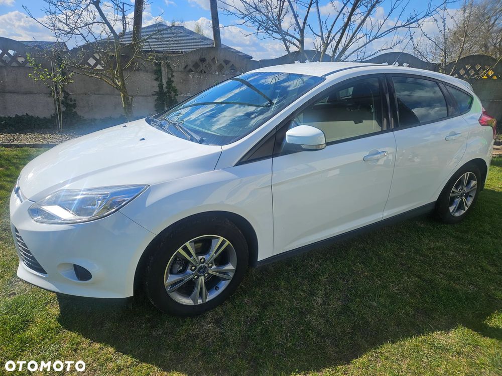 Ford Focus 1.0 EcoBoost STart-Stopp-System TITANIUM - 1