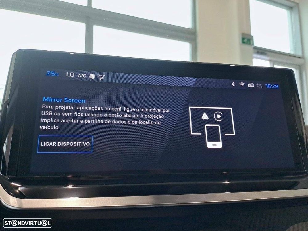 Peugeot 208 1.2 Hybrid Allure e-DCS6 - 20