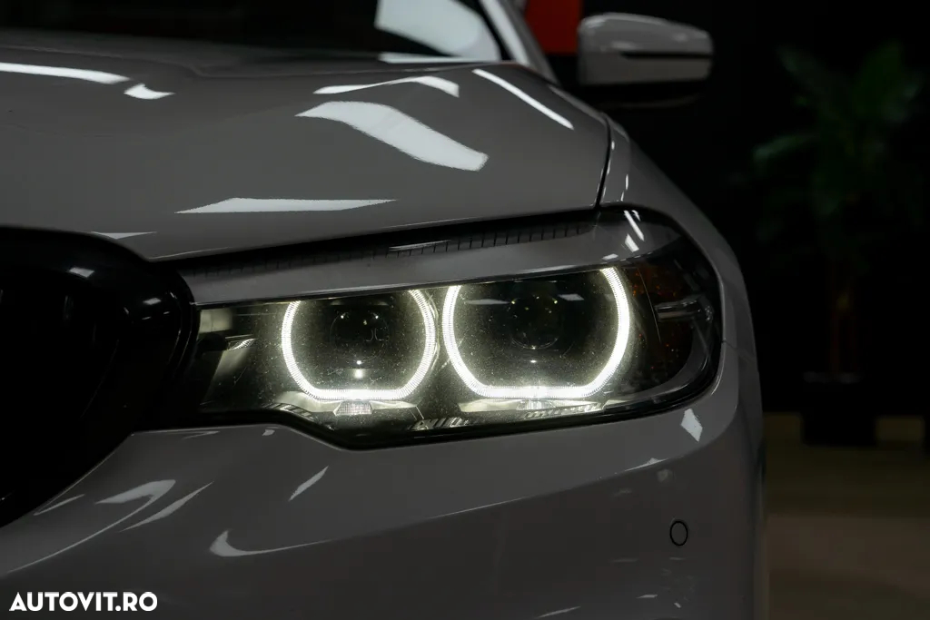 BMW Seria 5 530d xDrive AT - 21