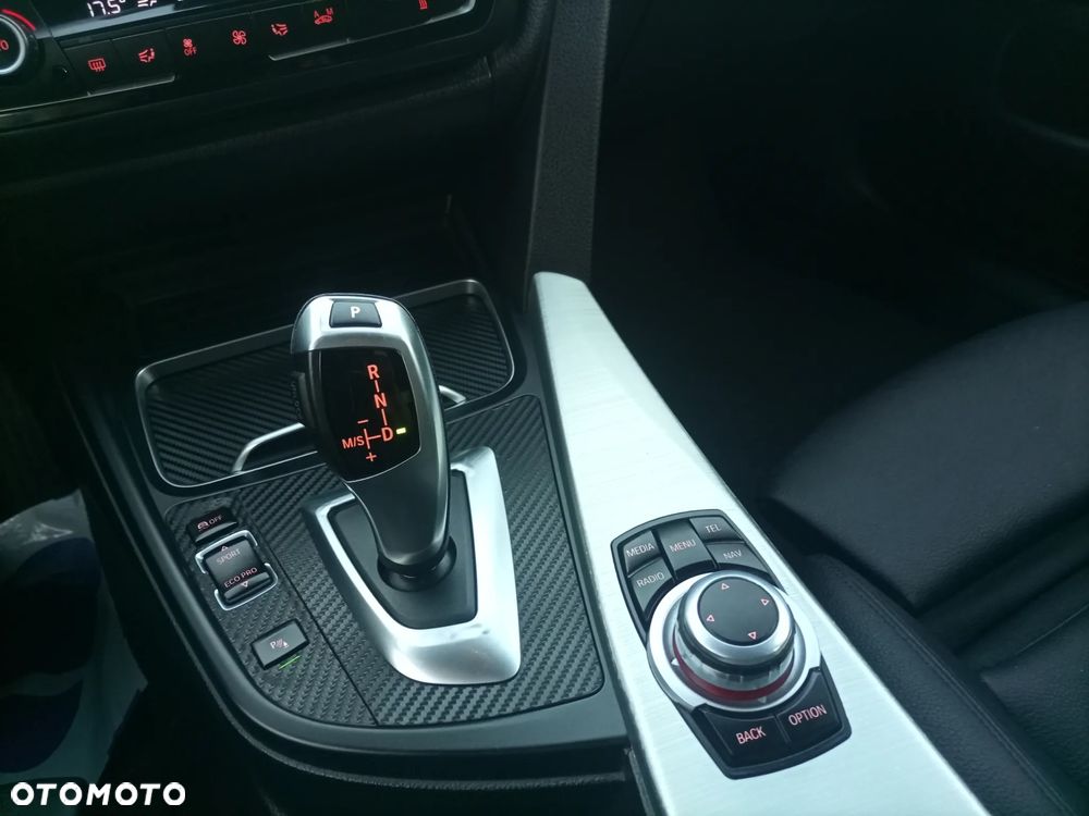 BMW Seria 4 420d Sport-Aut Sport Line - 15
