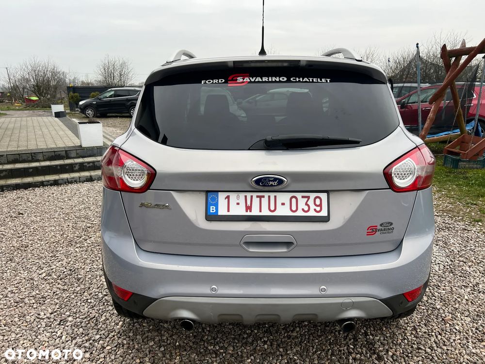 Ford Kuga 2.0 TDCi 2x4 Titanium - 14