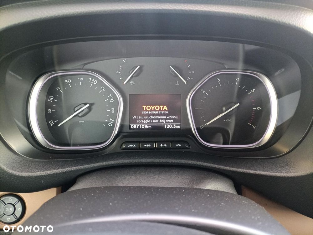Toyota Proace Verso 2.0 D4-D Long Family - 20