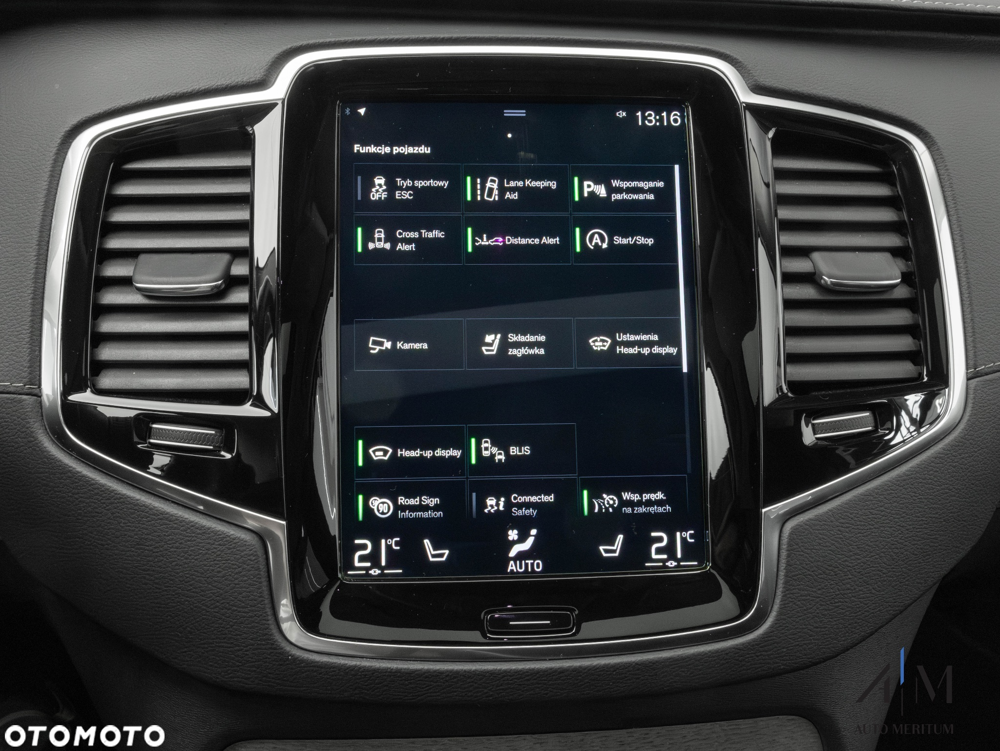 Volvo XC 90 B5 D AWD Ultimate Bright - 29