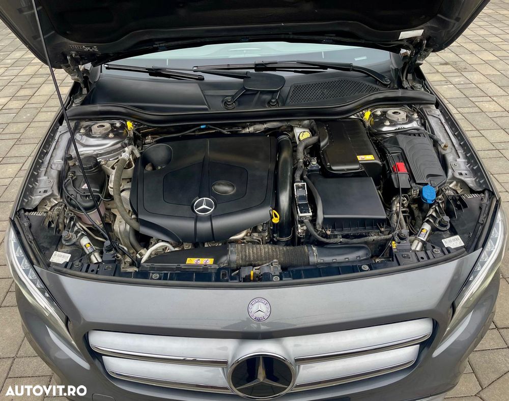 Mercedes-Benz GLA 220 d 4MATIC 7G-DCT Style - 6