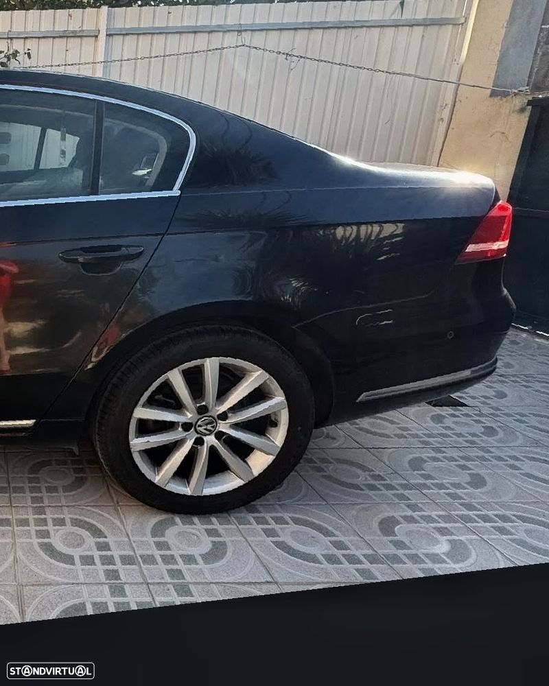 VW Passat - 4