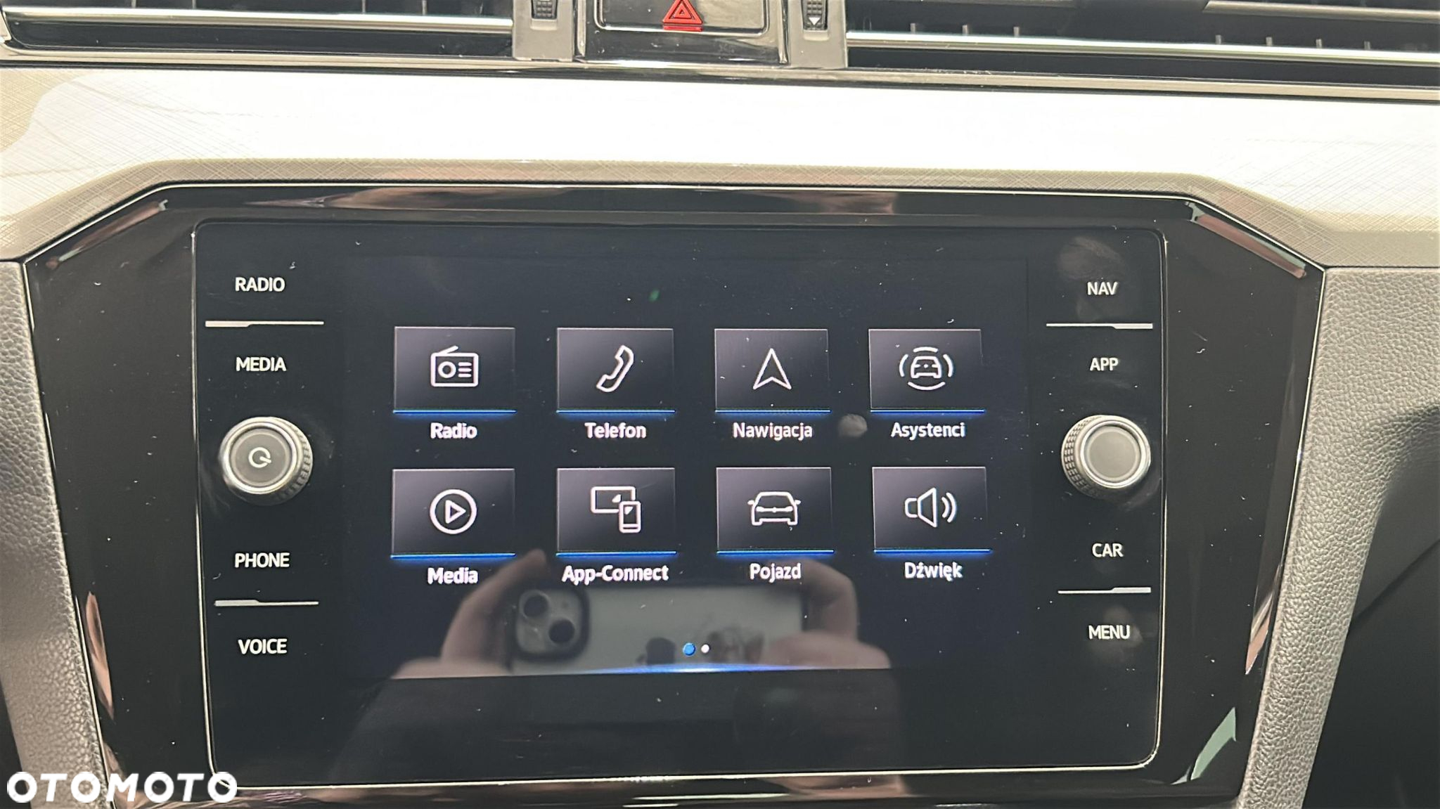 Volkswagen Passat - 20