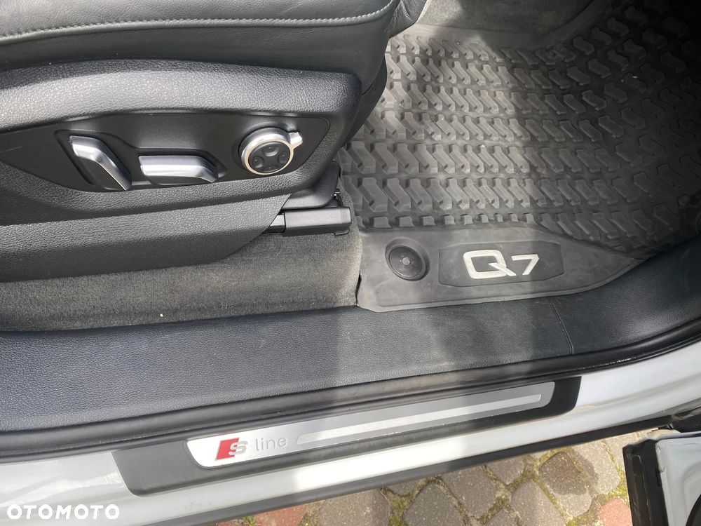 Audi Q7 - 31