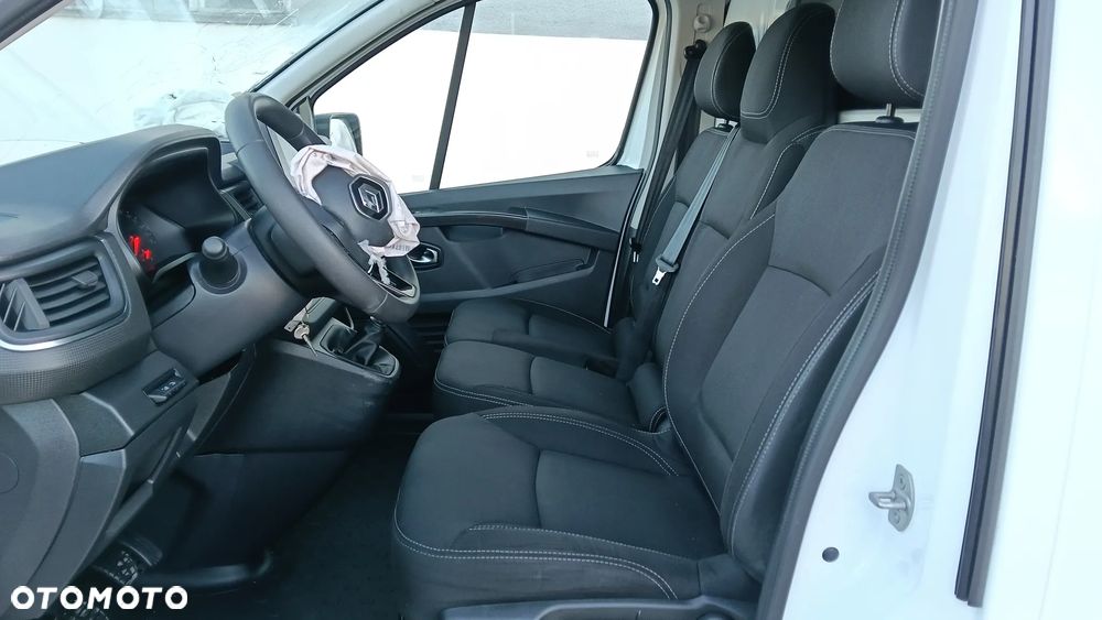 Renault Trafic - 24