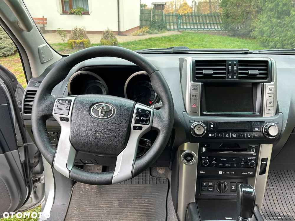 Toyota Land Cruiser LC 3.0 D-4D Prestige - 8